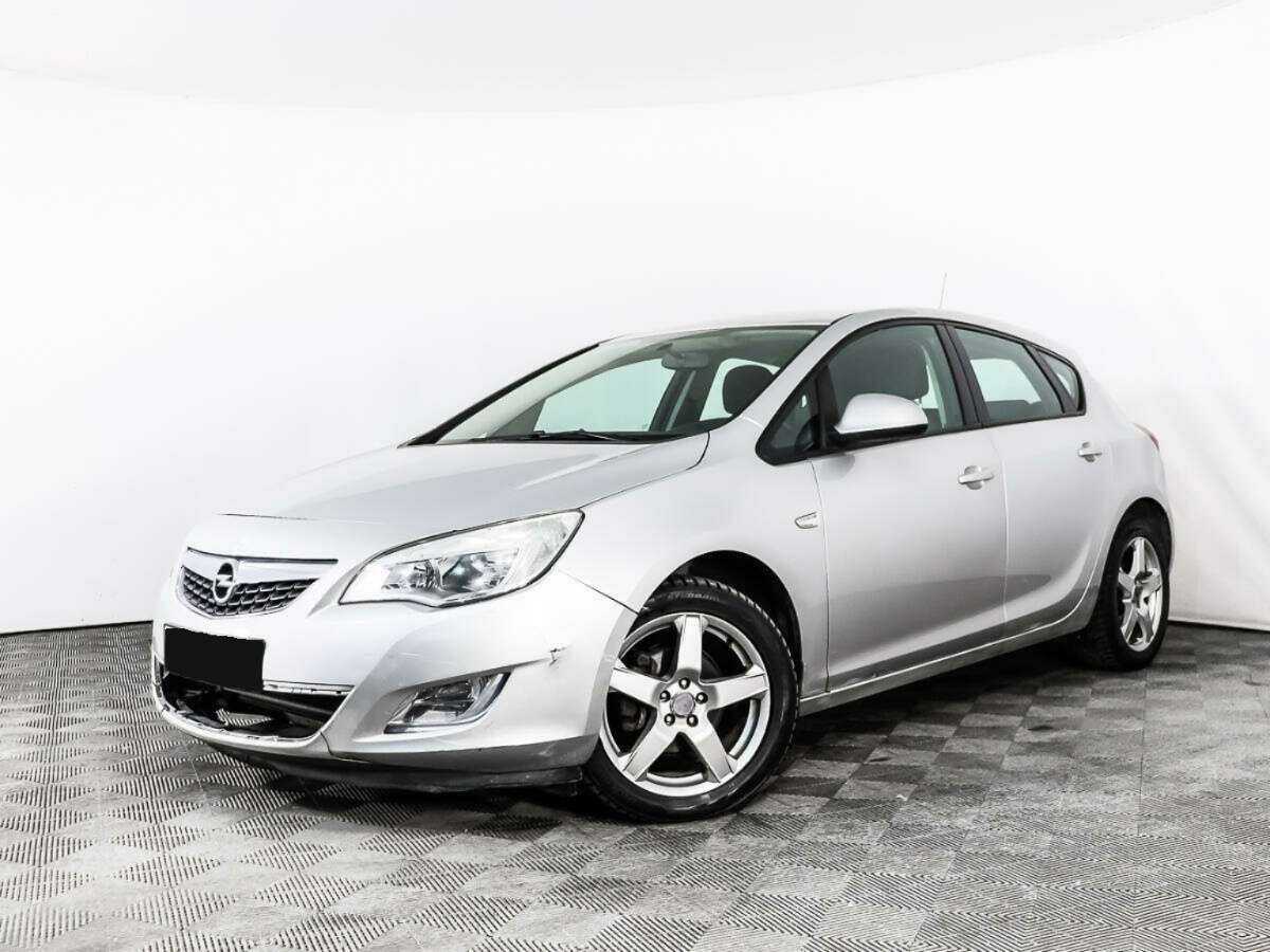 Купить Opel Astra с пробегом. Посмотреть фото