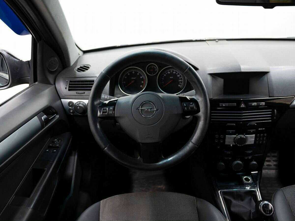 Купить Opel Astra с пробегом. Фото: #11