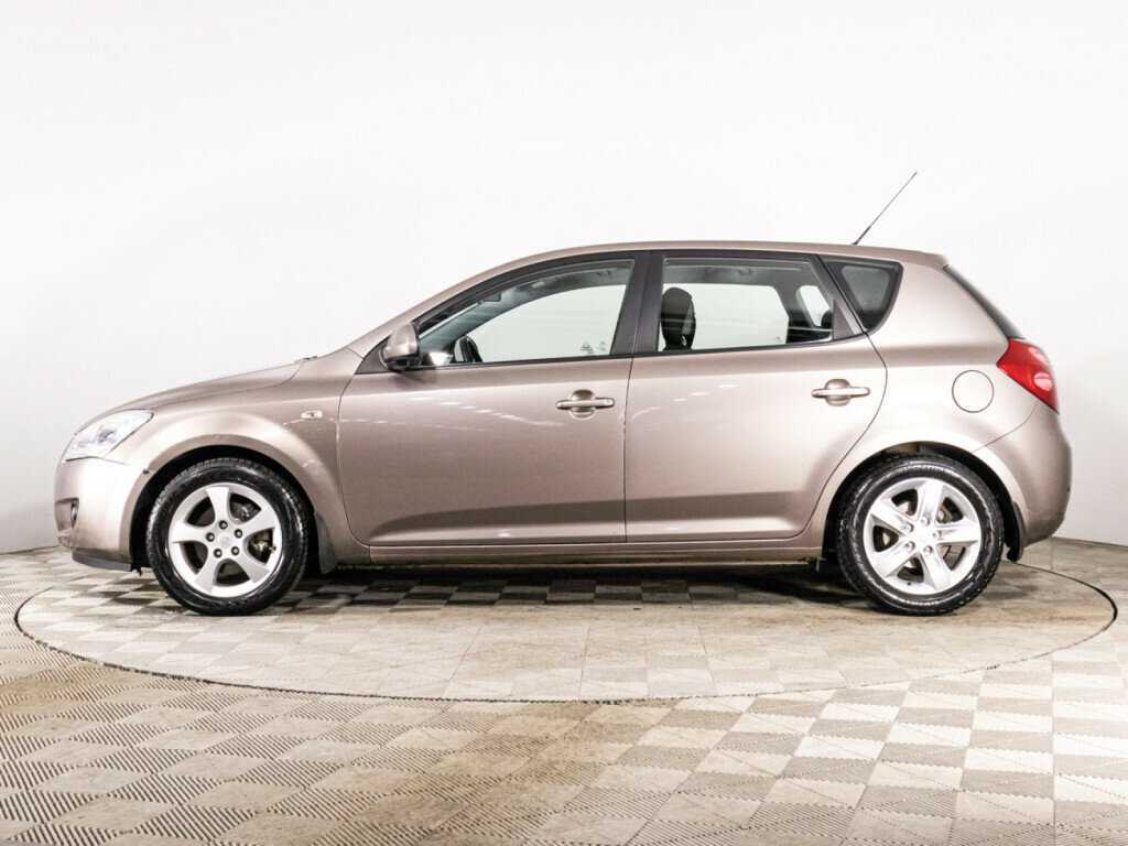 Купить Kia Ceed с пробегом. Фото: #7
