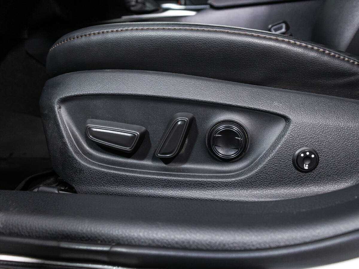 Купить Toyota Camry с пробегом. Фото: #14