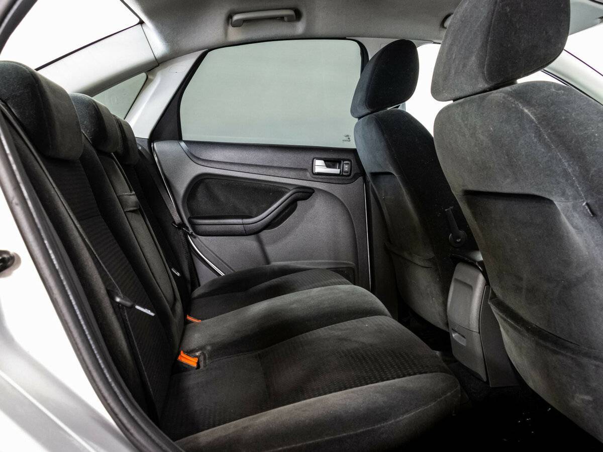 Купить Ford Focus с пробегом. Фото: #14