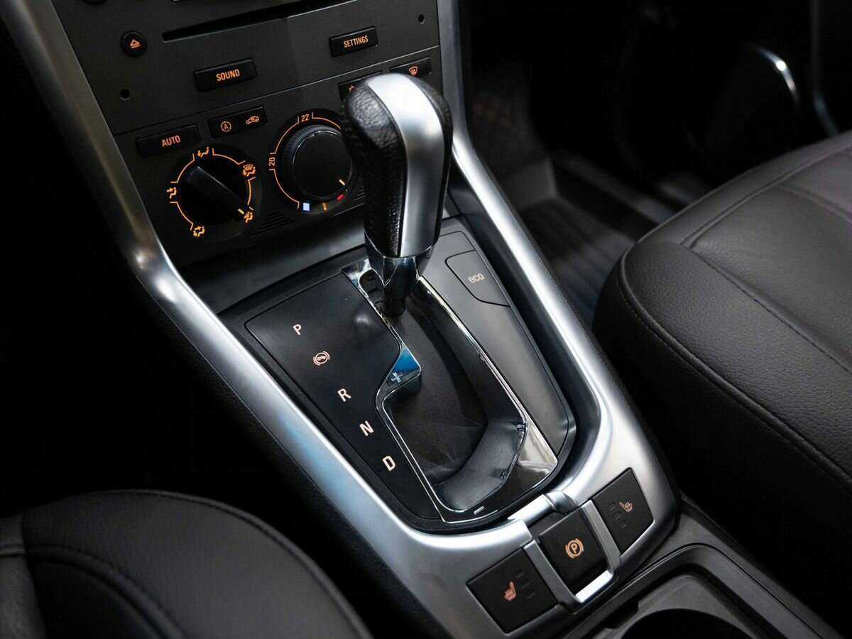 Купить Opel Antara с пробегом. Фото: #21