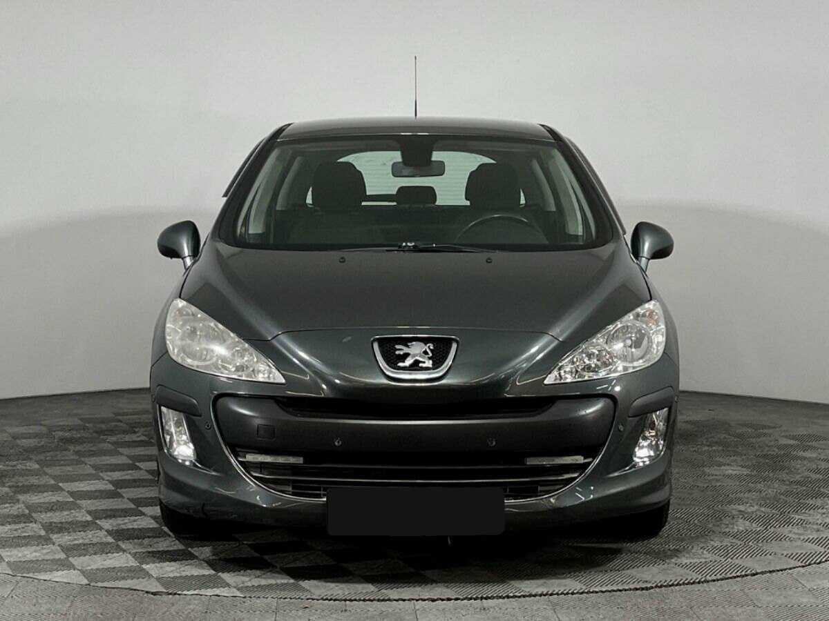 Купить Peugeot 308 с пробегом. Фото: #1