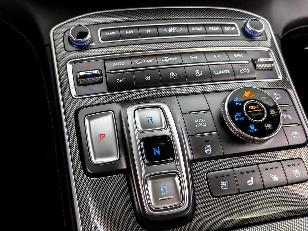 Купить Hyundai Santa Fe с пробегом. Фото: #22