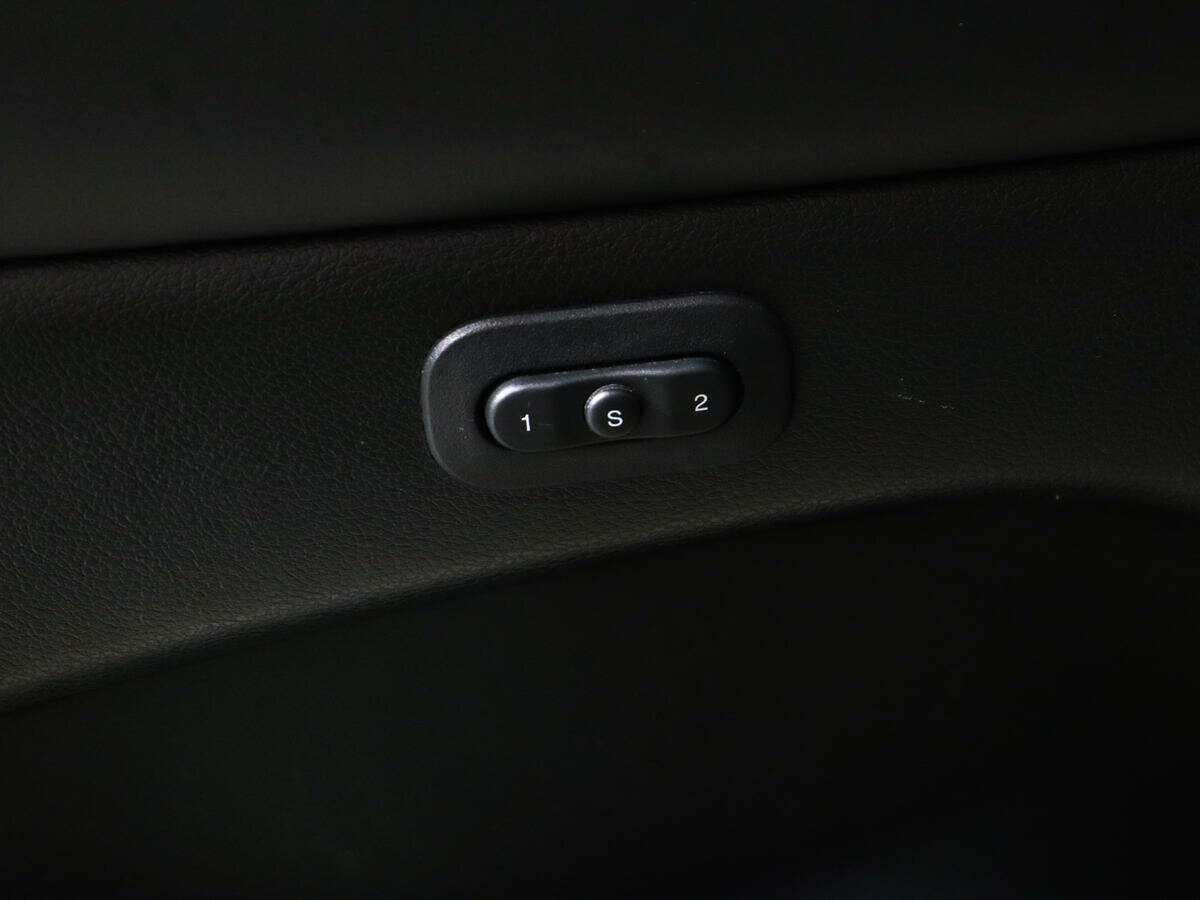 Купить Jeep Grand Cherokee с пробегом. Фото: #18