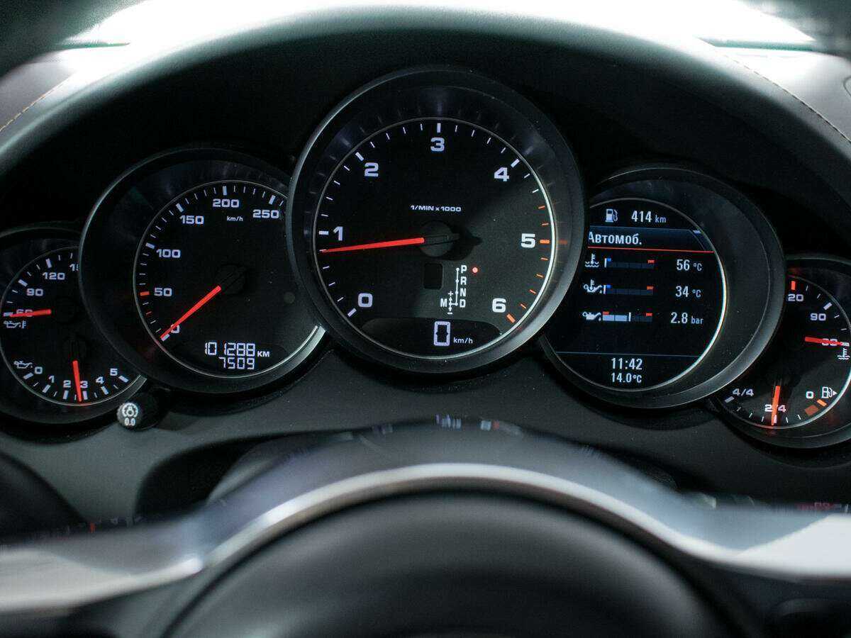 Купить Porsche Cayenne с пробегом. Фото: #10