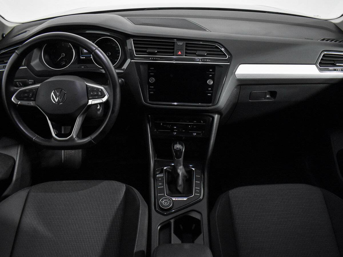 Купить Volkswagen Tiguan с пробегом. Фото: #12