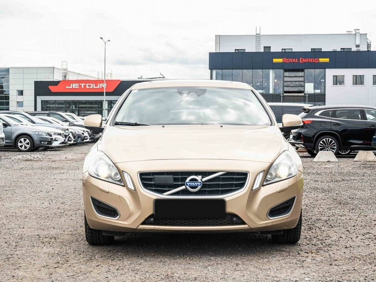 Купить Volvo S60 с пробегом. Фото: #1