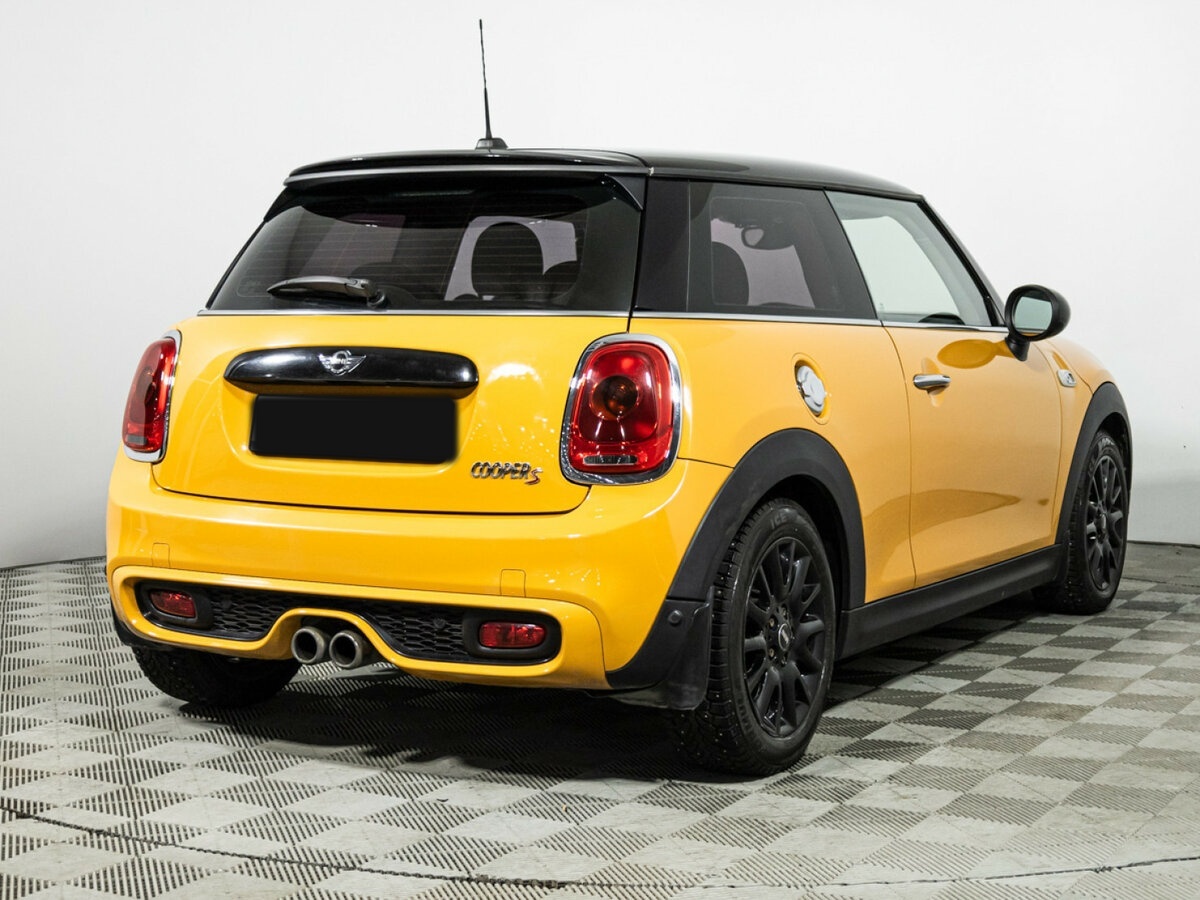 Купить Mini Hatch с пробегом. Фото: #4