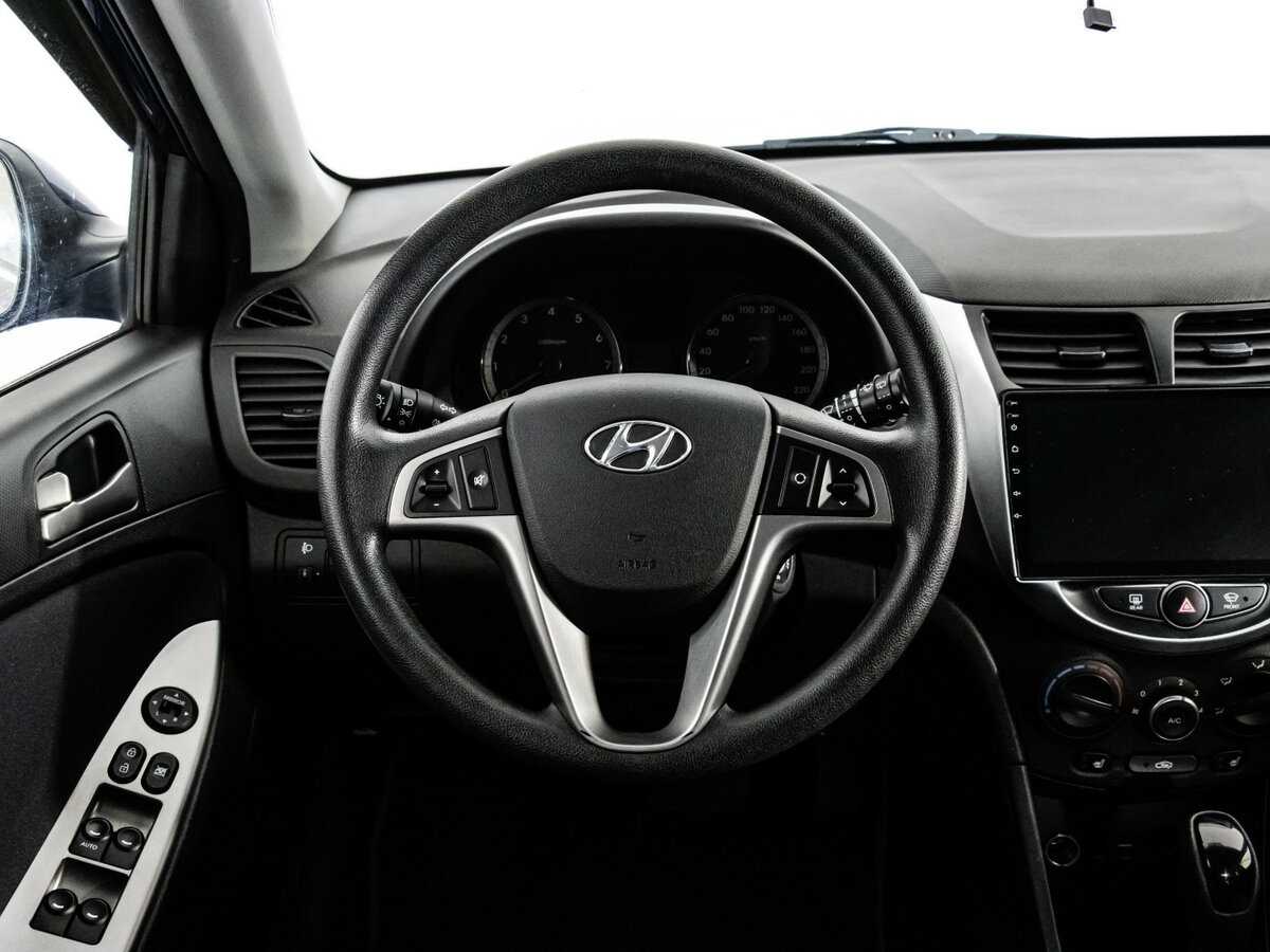 Купить Hyundai Solaris с пробегом. Фото: #11