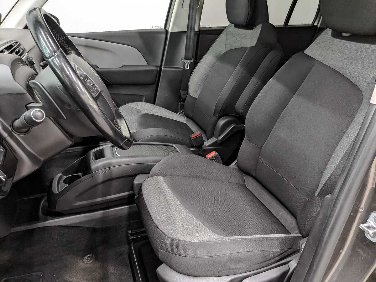 Купить Citroen C4 Picasso с пробегом. Фото: #19