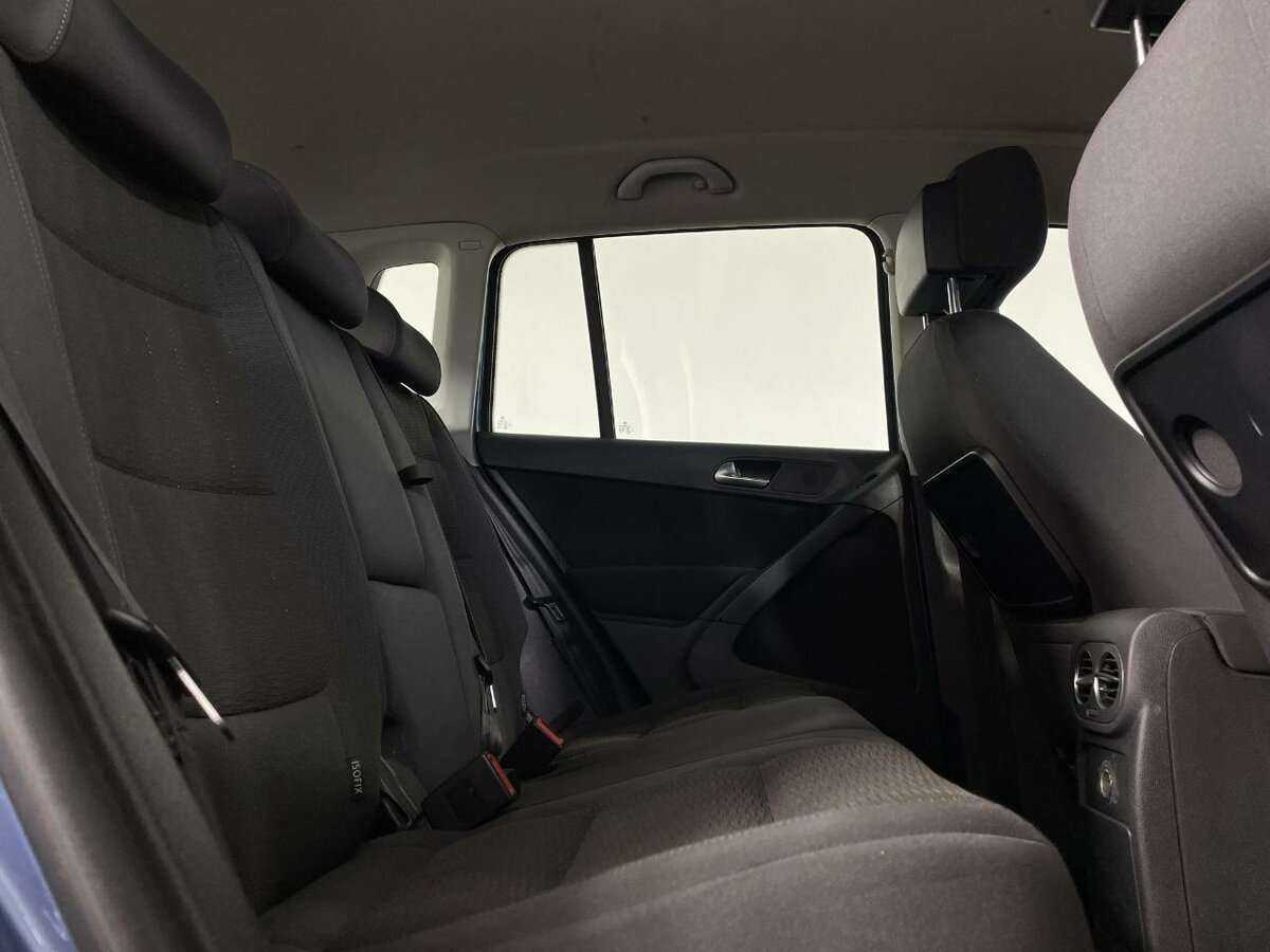 Купить Volkswagen Tiguan с пробегом. Фото: #15