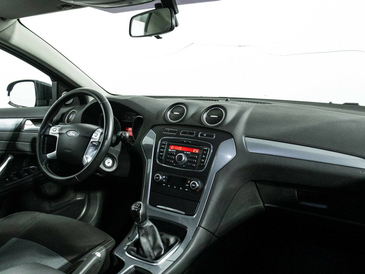 Купить Ford Mondeo с пробегом. Фото: #7