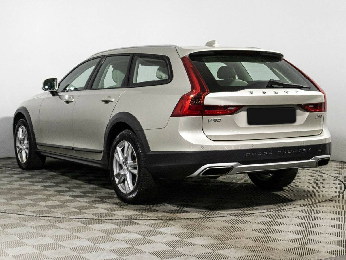 Купить Volvo V90 Cross Country с пробегом. Фото: #6
