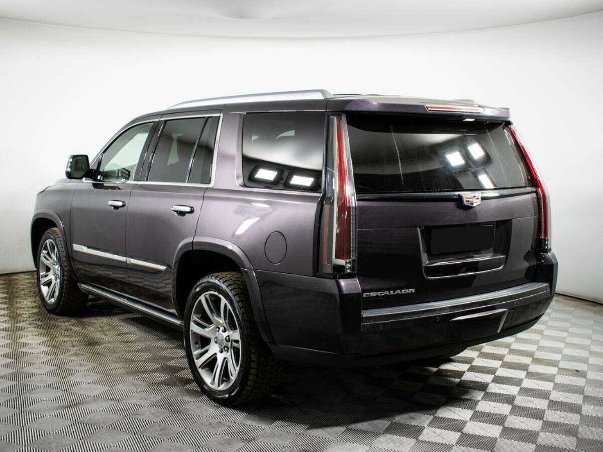 Купить Cadillac Escalade с пробегом. Фото: #5