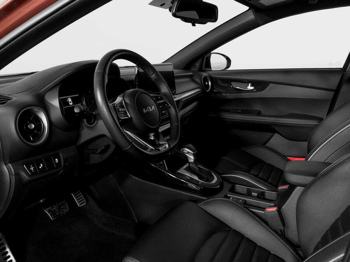 Купить Kia Forte с пробегом. Фото: #15