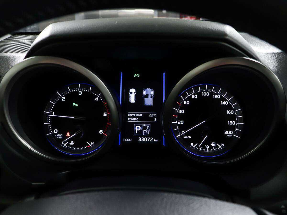 Купить Toyota Land Cruiser Prado с пробегом. Фото: #13