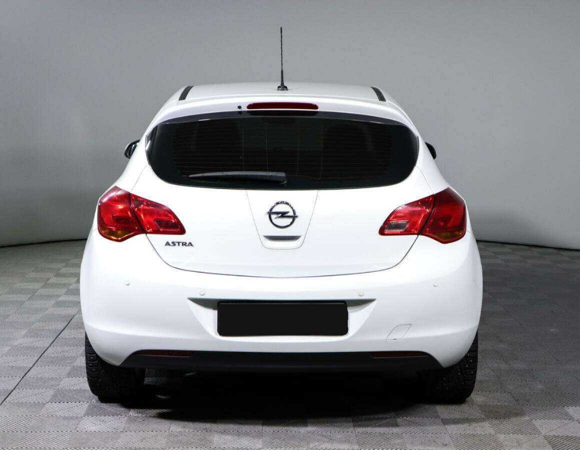 Купить Opel Astra с пробегом. Фото: #4