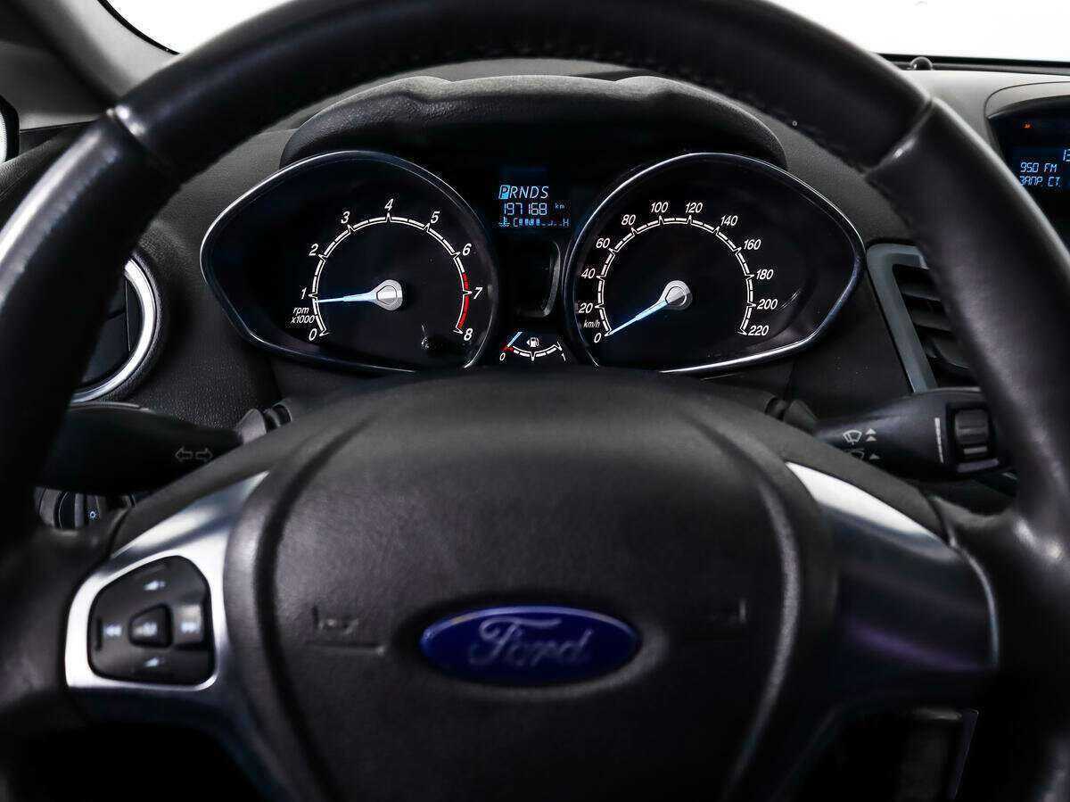 Купить Ford Fiesta с пробегом. Фото: #14