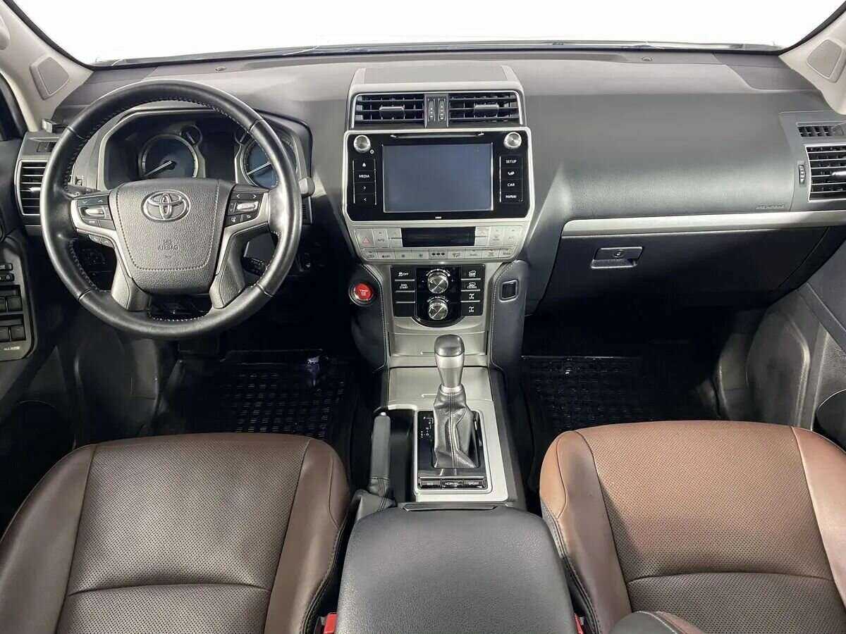 Купить Toyota Land Cruiser Prado с пробегом. Фото: #10