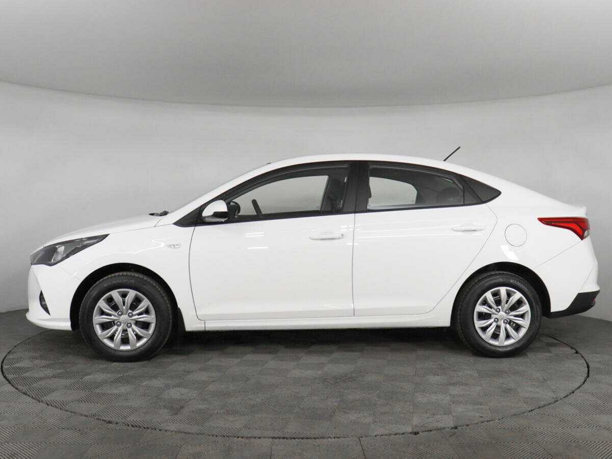 Купить Hyundai Solaris с пробегом. Фото: #7