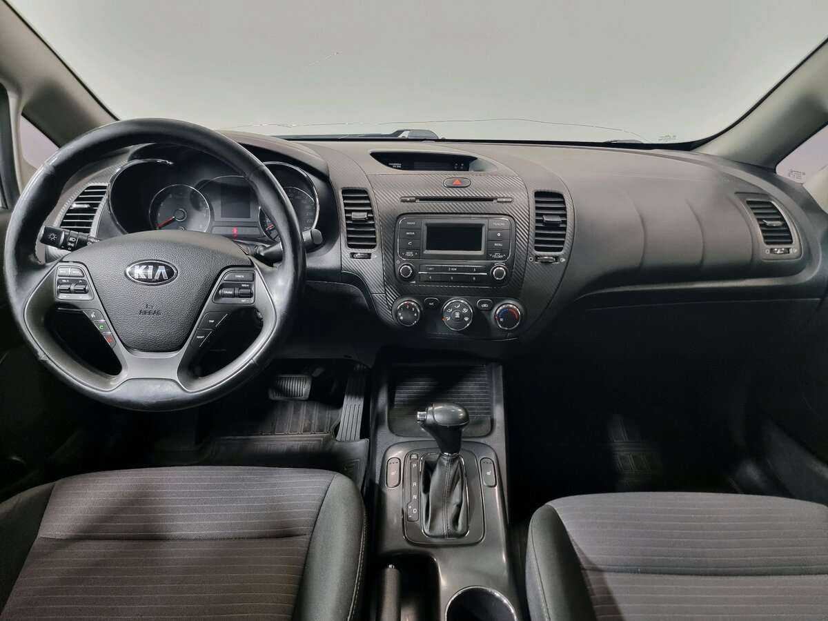 Купить Kia Cerato с пробегом. Фото: #9