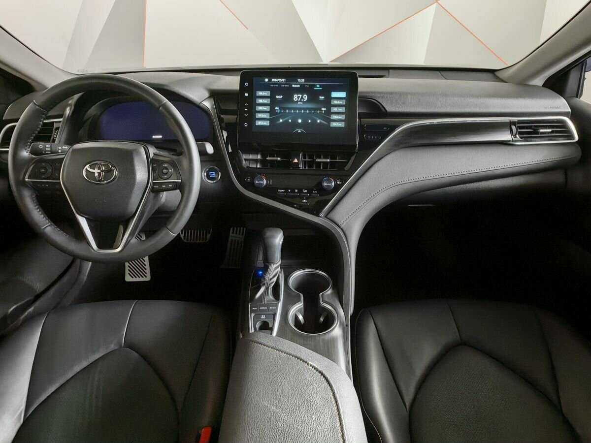 Купить Toyota Camry с пробегом. Фото: #9
