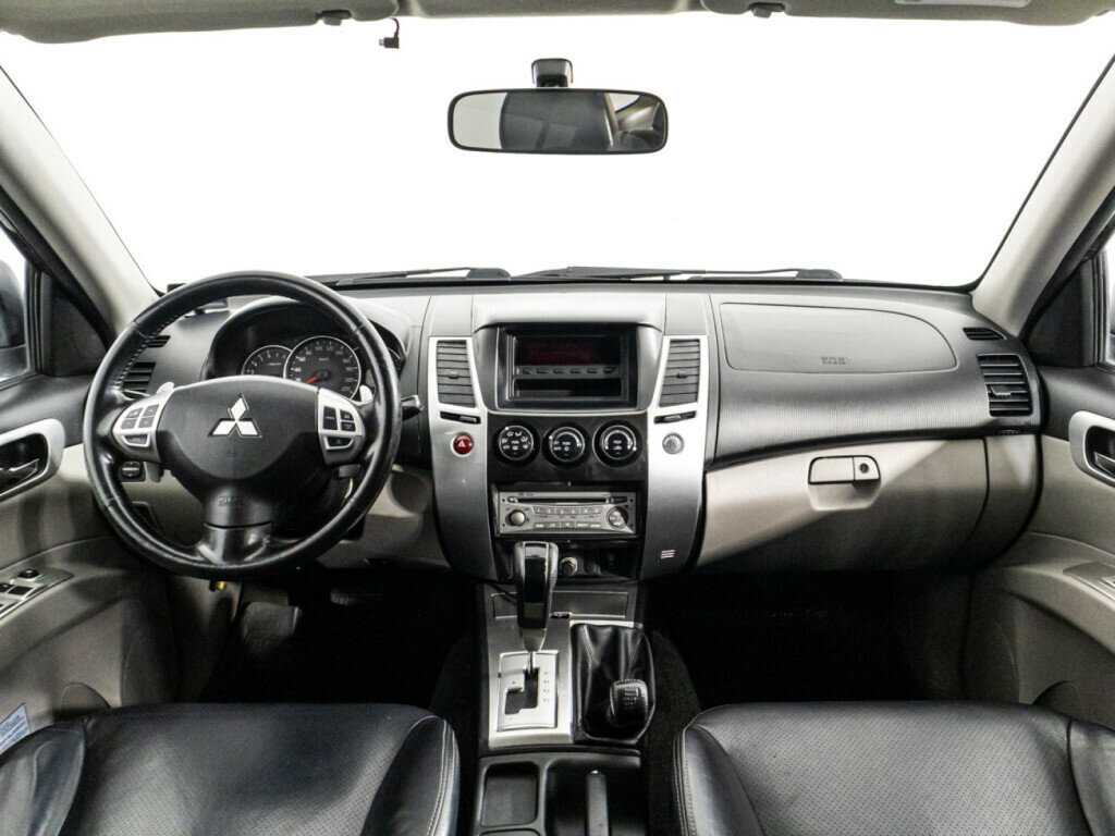 Купить Mitsubishi Pajero Sport с пробегом. Фото: #12