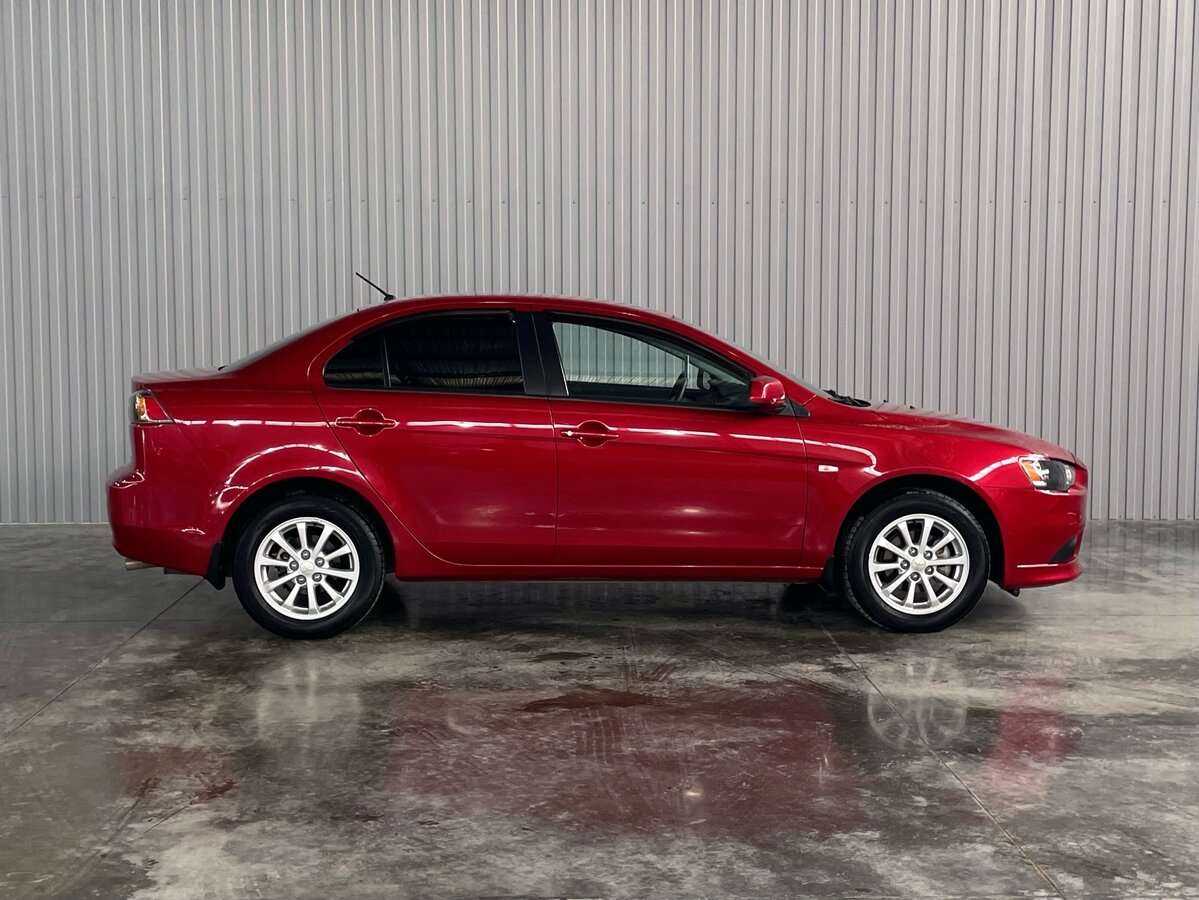 Купить Mitsubishi Lancer с пробегом. Фото: #2