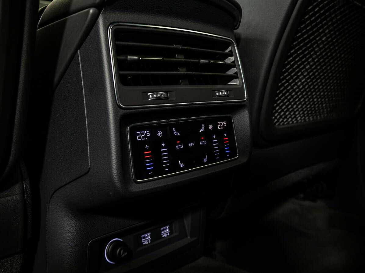 Купить Audi Q8 с пробегом. Фото: #14
