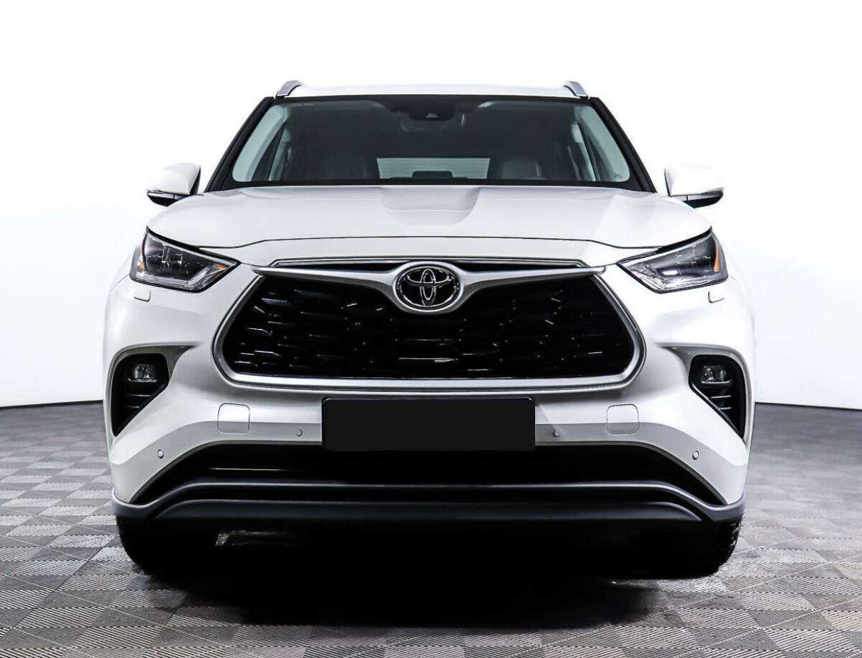 Купить Toyota Highlander с пробегом. Фото: #1