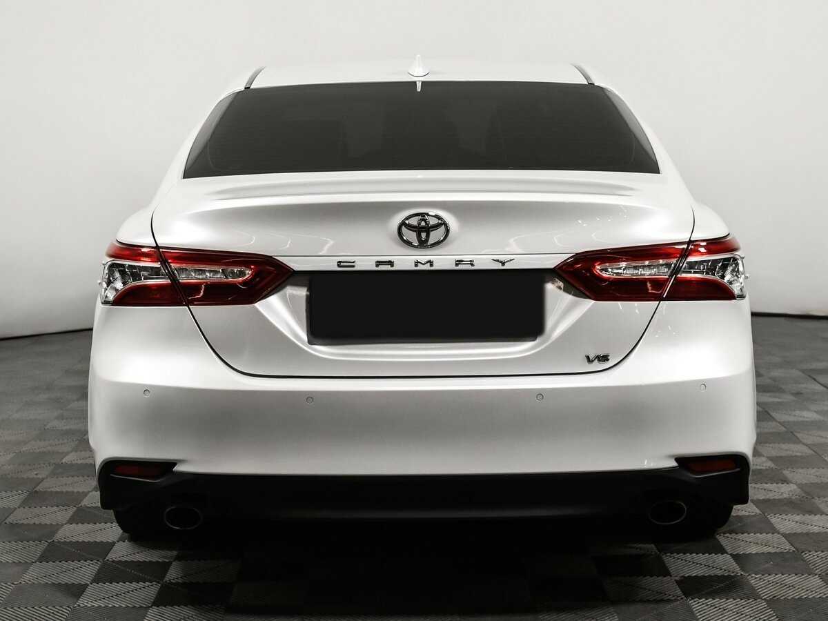 Купить Toyota Camry с пробегом. Фото: #5