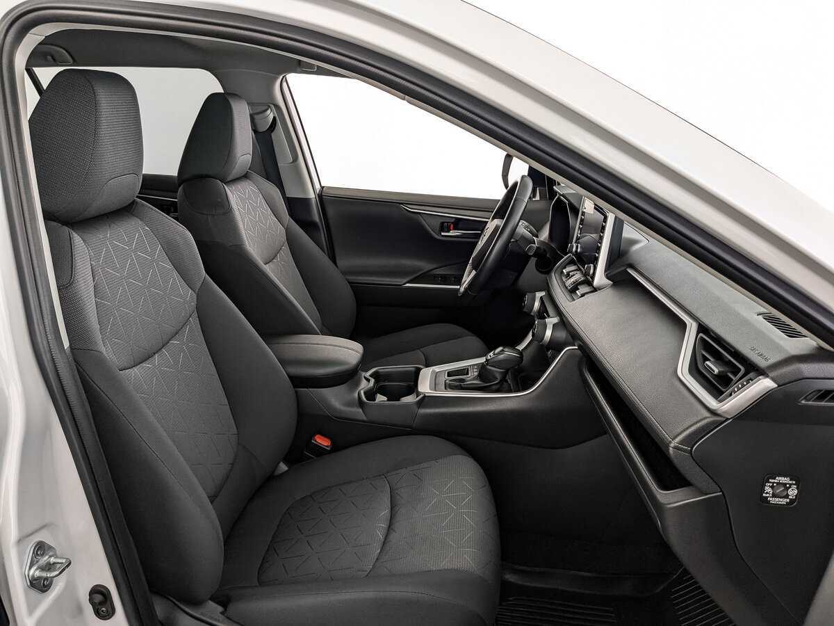 Купить Toyota RAV4 с пробегом. Фото: #19