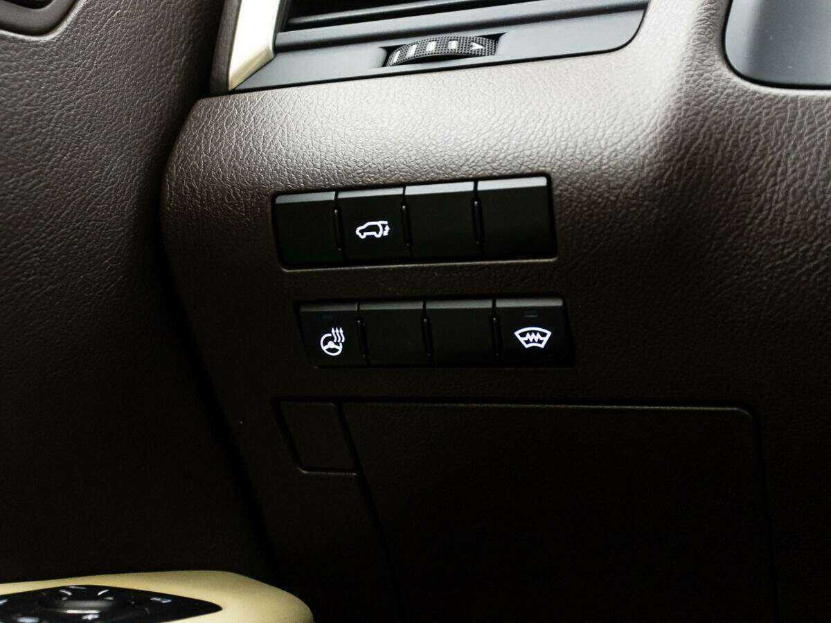 Купить Lexus RX с пробегом. Фото: #22
