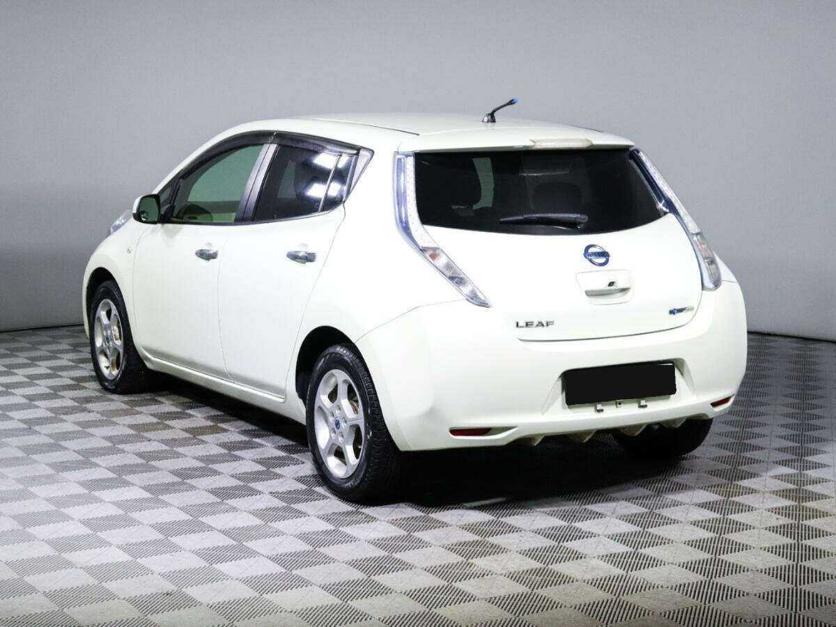 Купить Nissan Leaf с пробегом. Фото: #5