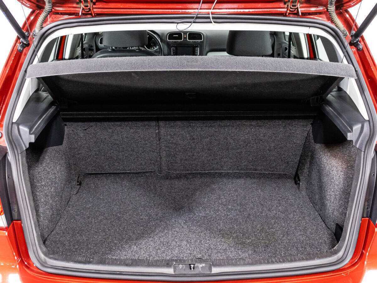 Купить Volkswagen Golf с пробегом. Фото: #12