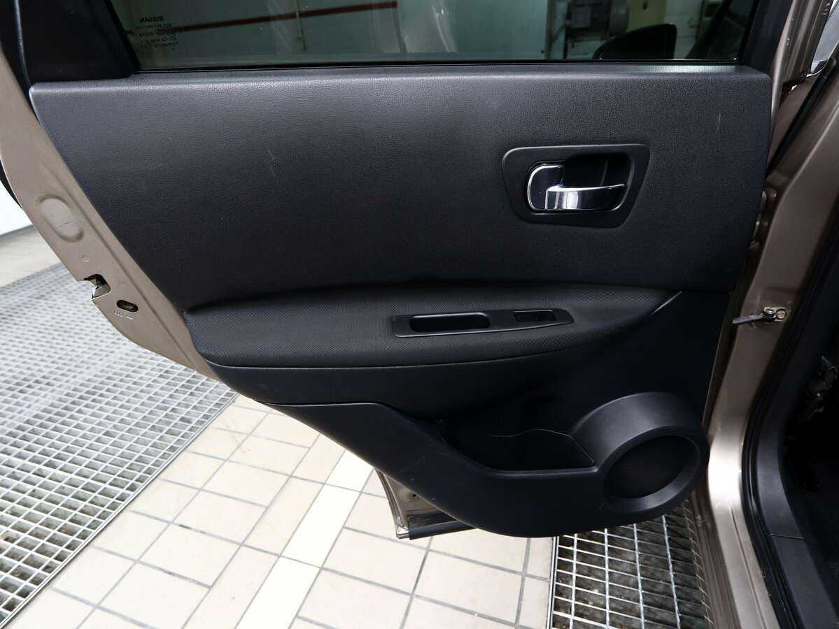 Купить Nissan Qashqai с пробегом. Фото: #13