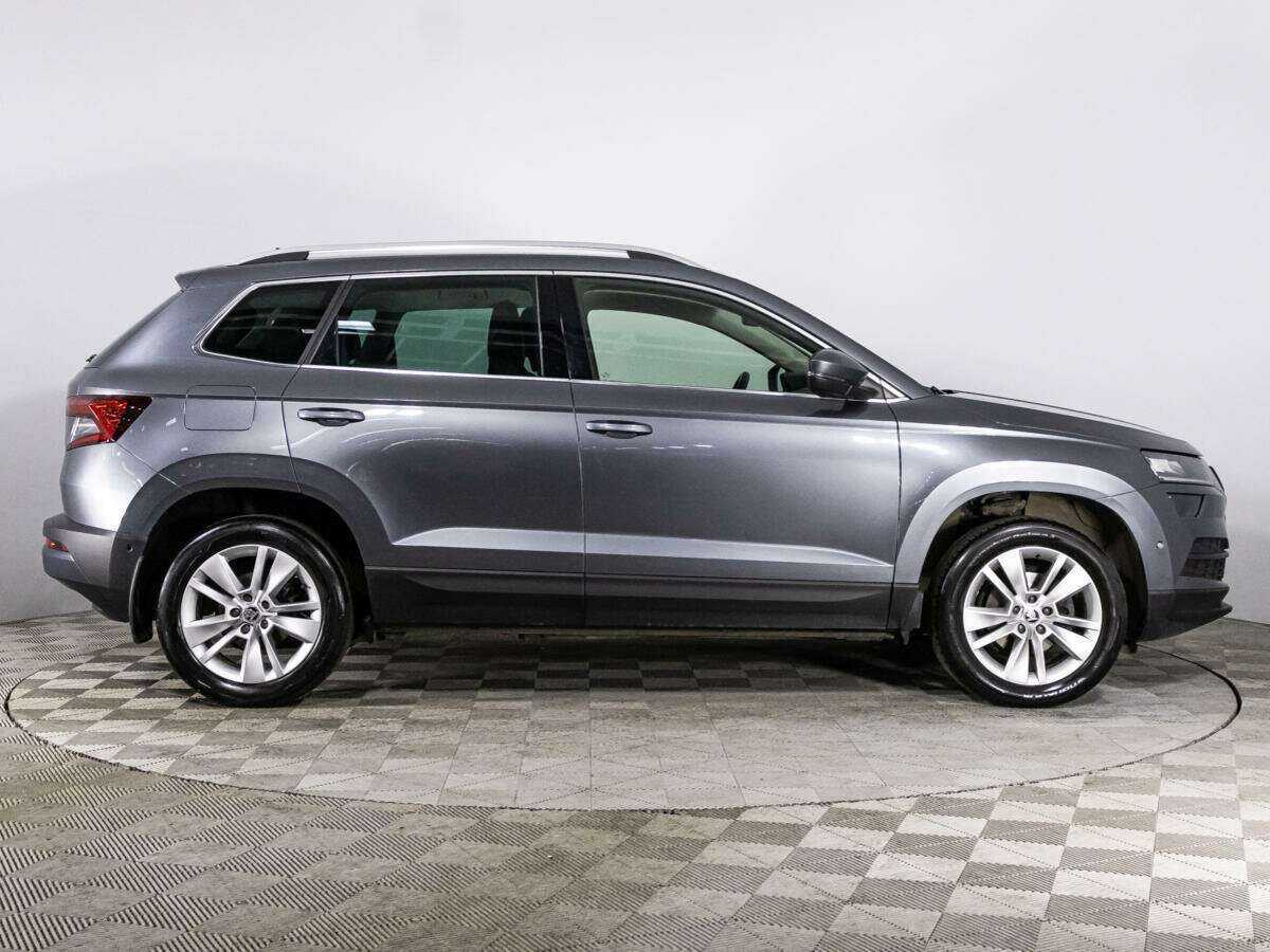 Купить Skoda Karoq с пробегом. Фото: #2