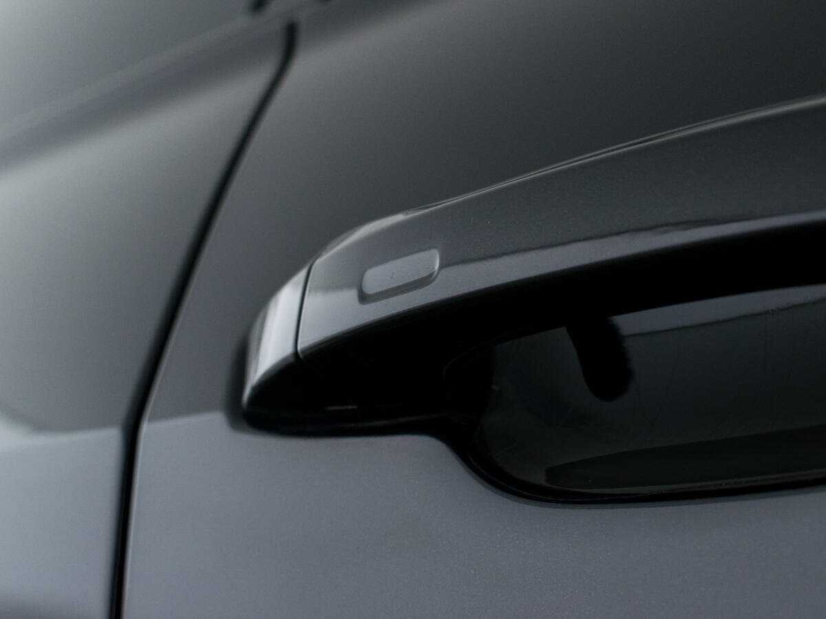 Купить Audi Q8 с пробегом. Фото: #17