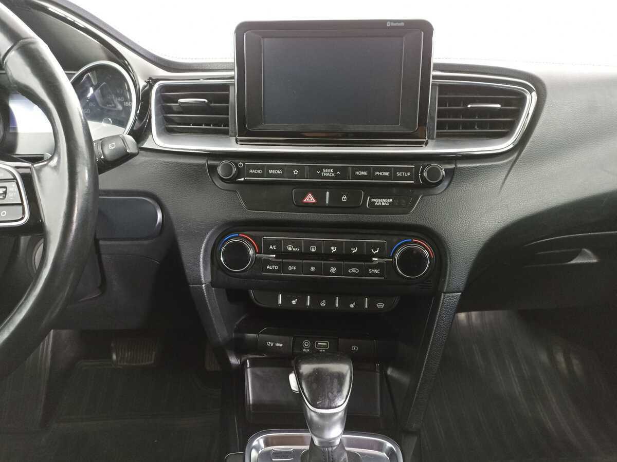 Купить Kia Ceed с пробегом. Фото: #11