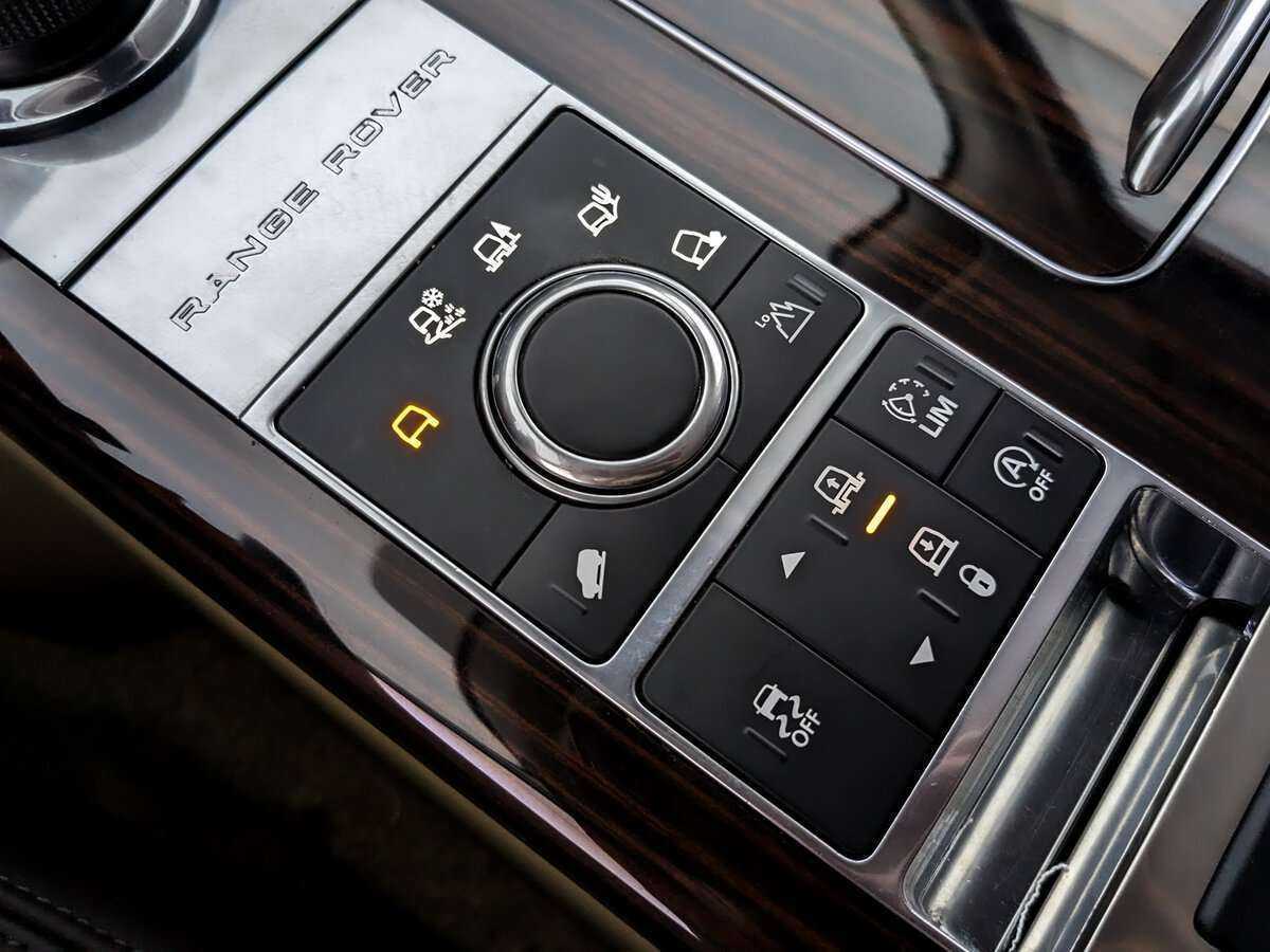 Купить Land Rover Range Rover с пробегом. Фото: #25