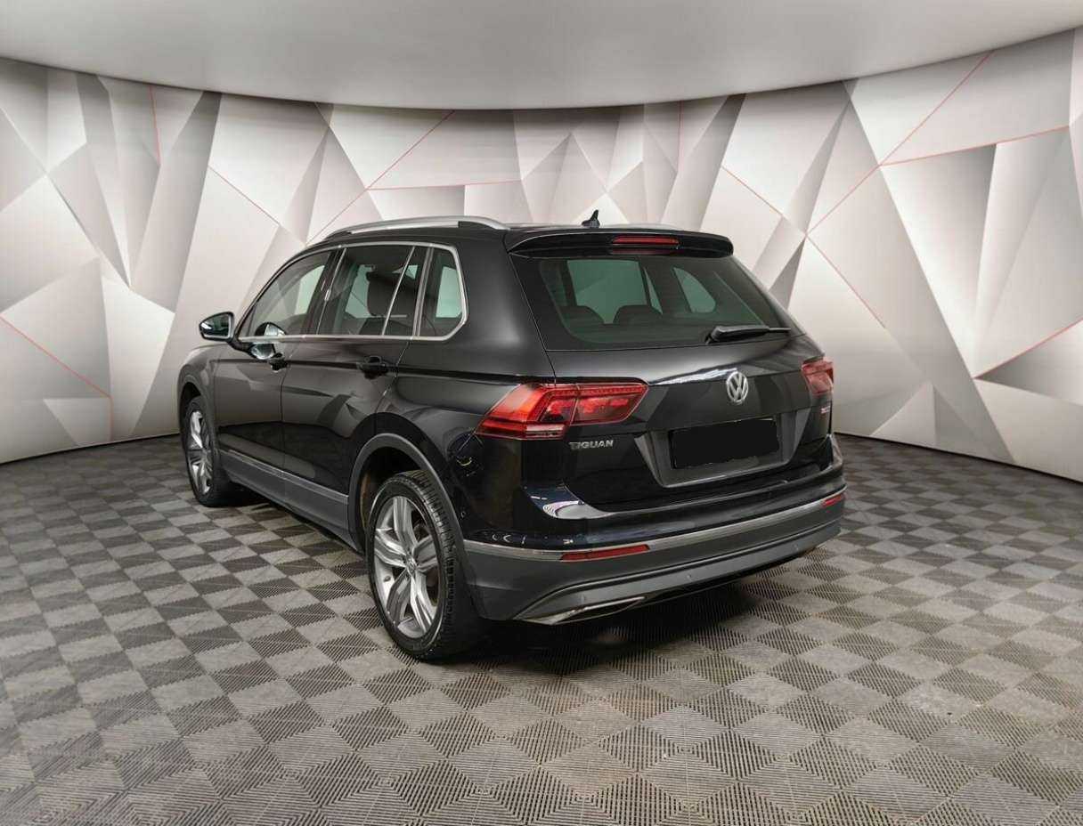 Купить Volkswagen Tiguan с пробегом. Фото: #3