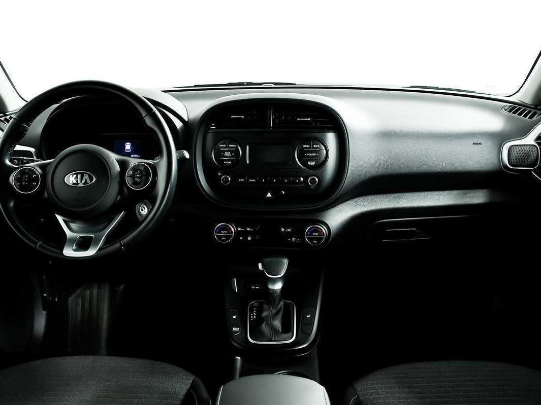 Купить Kia Soul с пробегом. Фото: #10