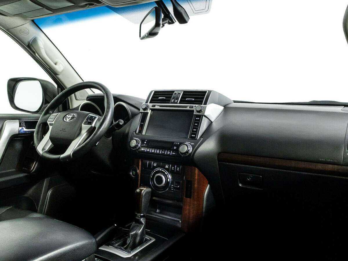 Купить Toyota Land Cruiser Prado с пробегом. Фото: #8