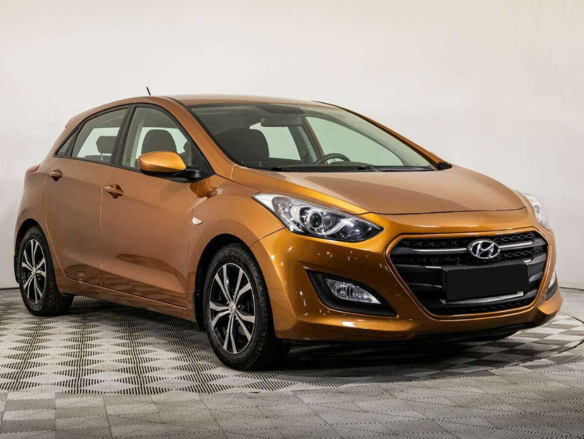 Купить Hyundai i30 с пробегом. Фото: #2