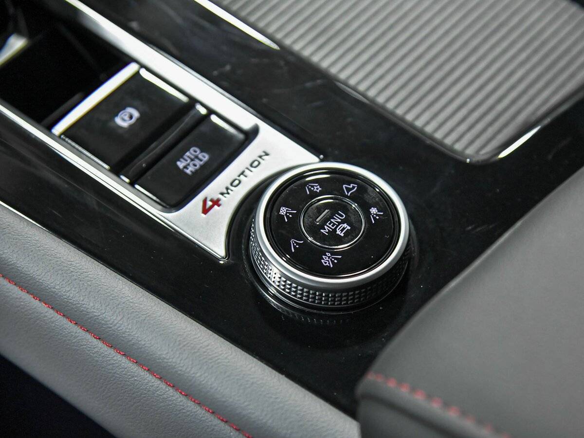Купить Volkswagen Teramont с пробегом. Фото: #11
