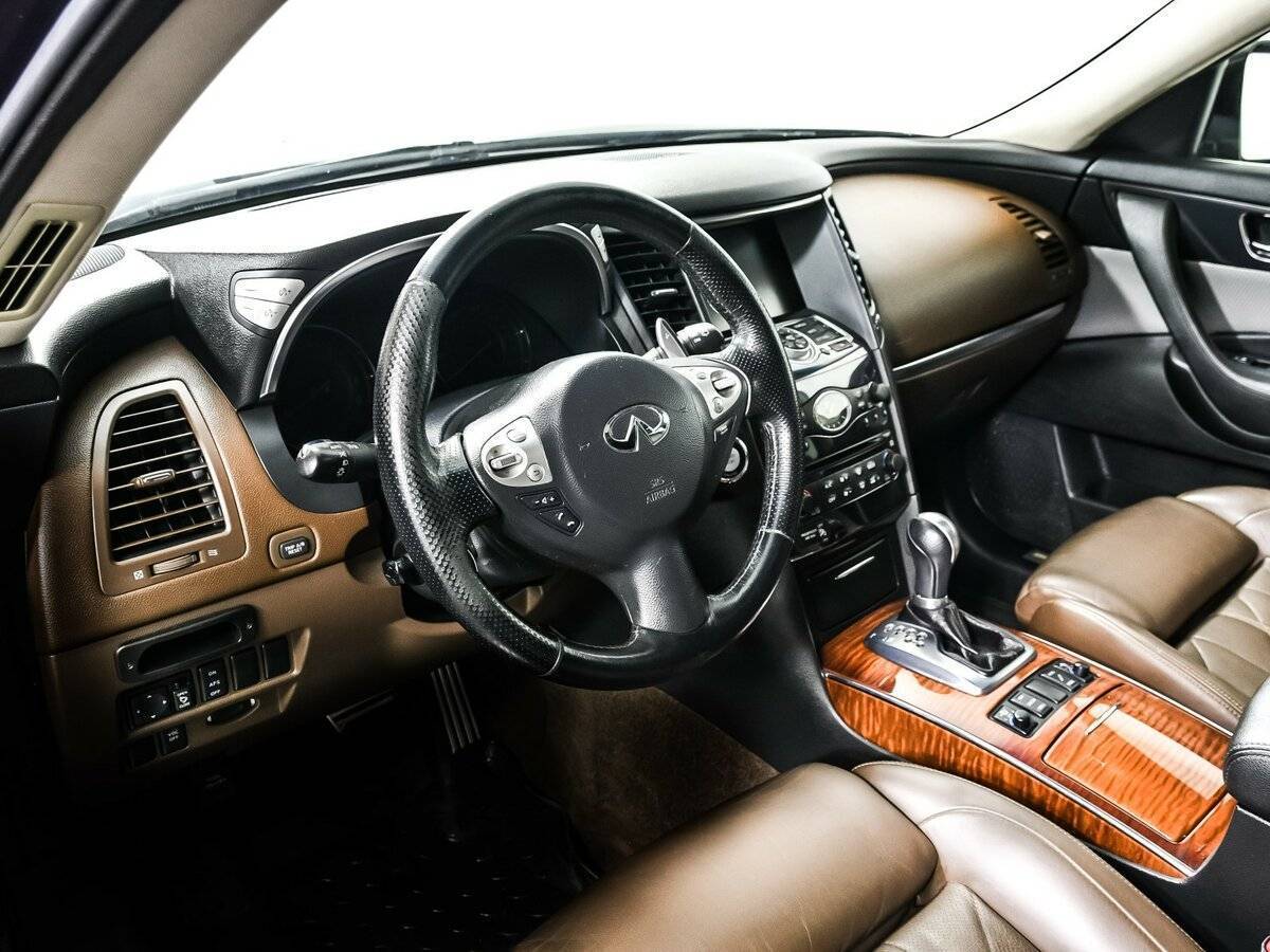 Купить Infiniti FX с пробегом. Фото: #12