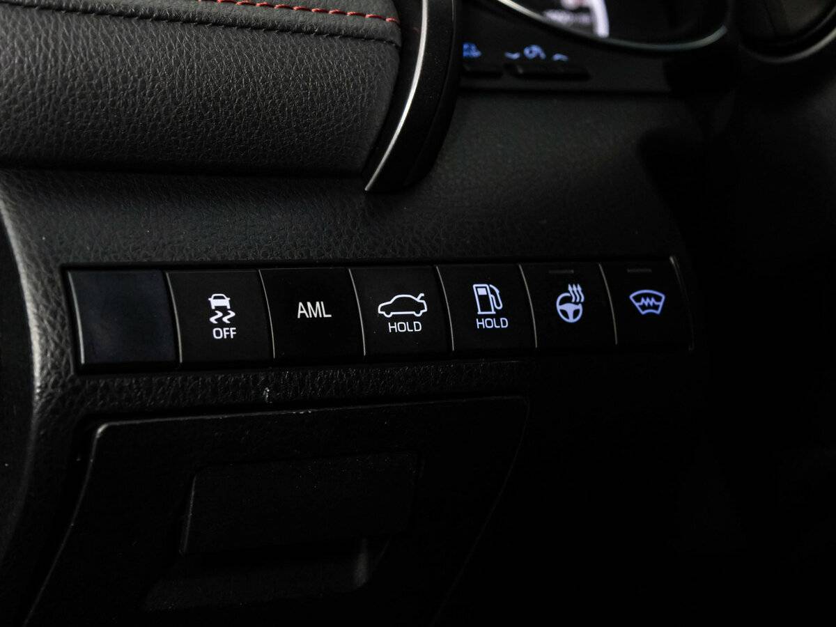 Купить Toyota Camry с пробегом. Фото: #18