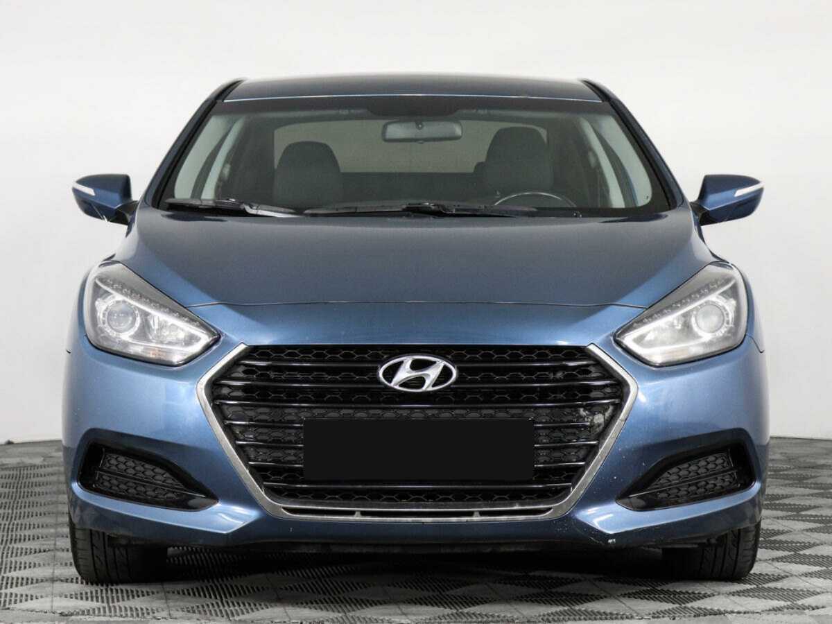 Купить Hyundai i40 с пробегом. Фото: #1