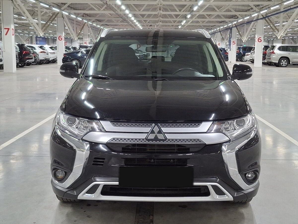 Купить Mitsubishi Outlander с пробегом. Фото: #1